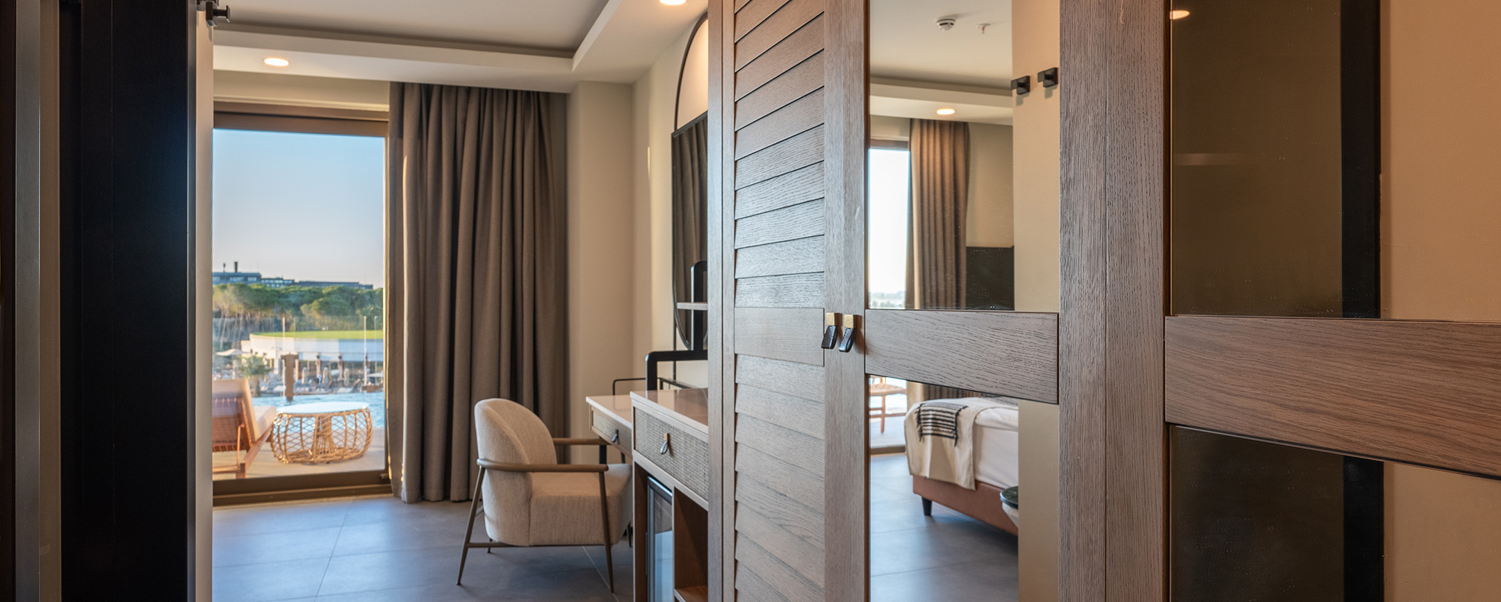 Ethno Belek Corner Suite Swim Sea View 17 10 8