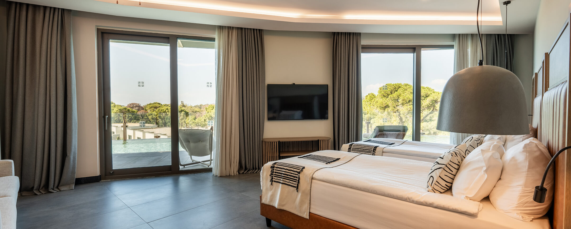 Ethno Hotels Konaklama Odalar Suitler Corner Suite Swim Up Ust Banner 6