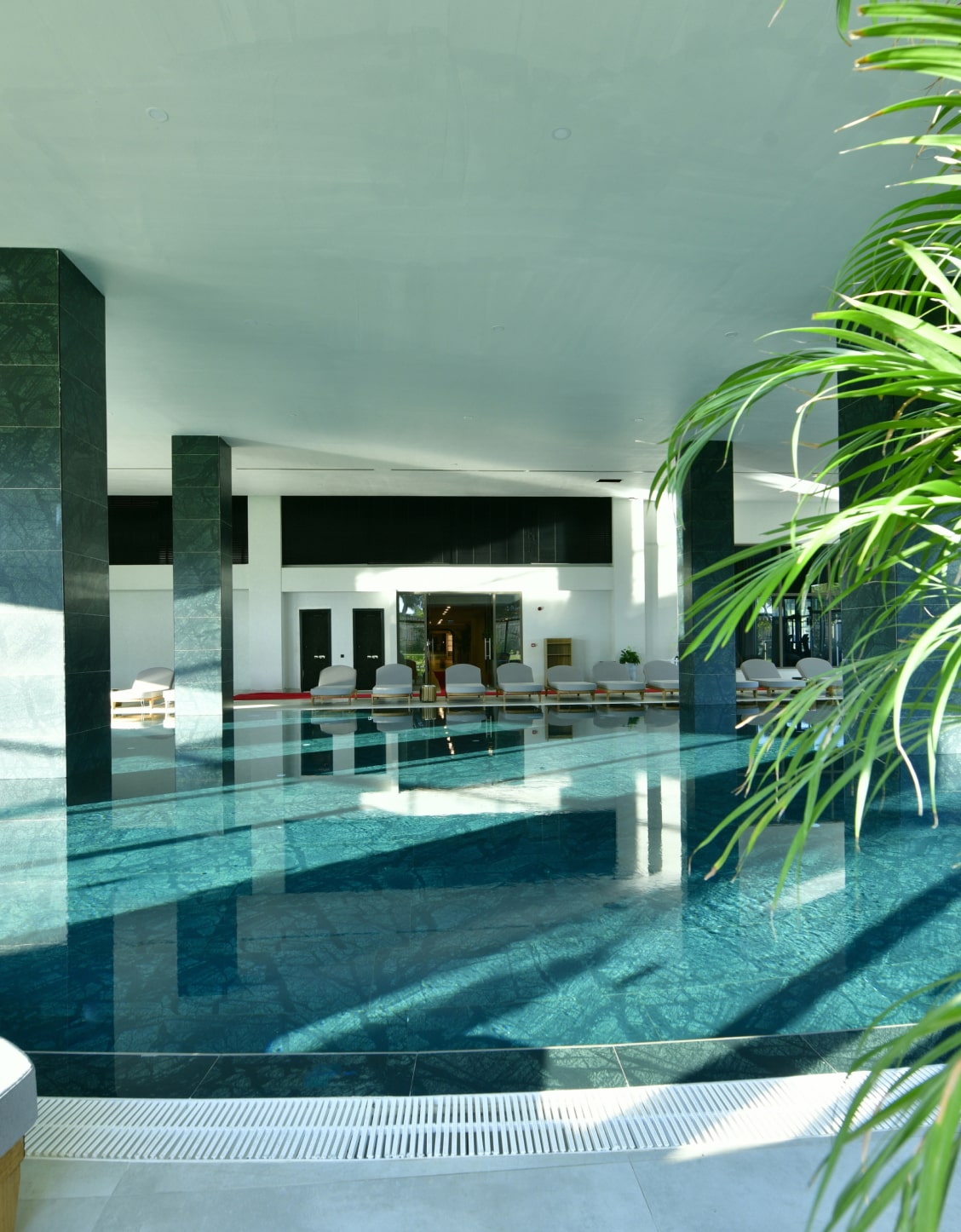 Ethno Galery Indoor Pool Card (2)