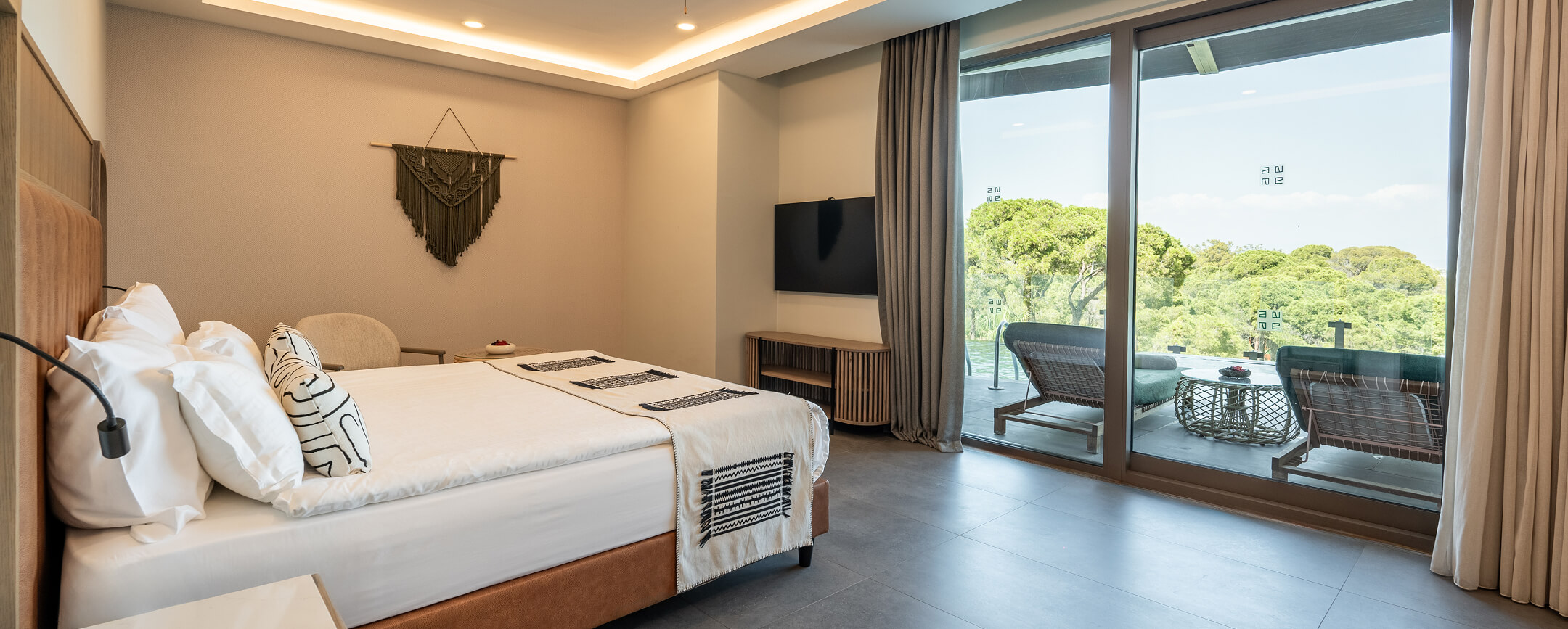 Ethno Hotels Konaklama Odalar Suitler Corner Suite Swim Up Ust Banner 1