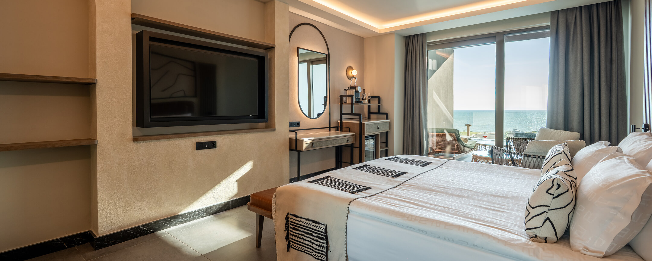 Ethno Hotels Konaklama Odalar Suitler Family Swim Up Suite Ust Banner 1